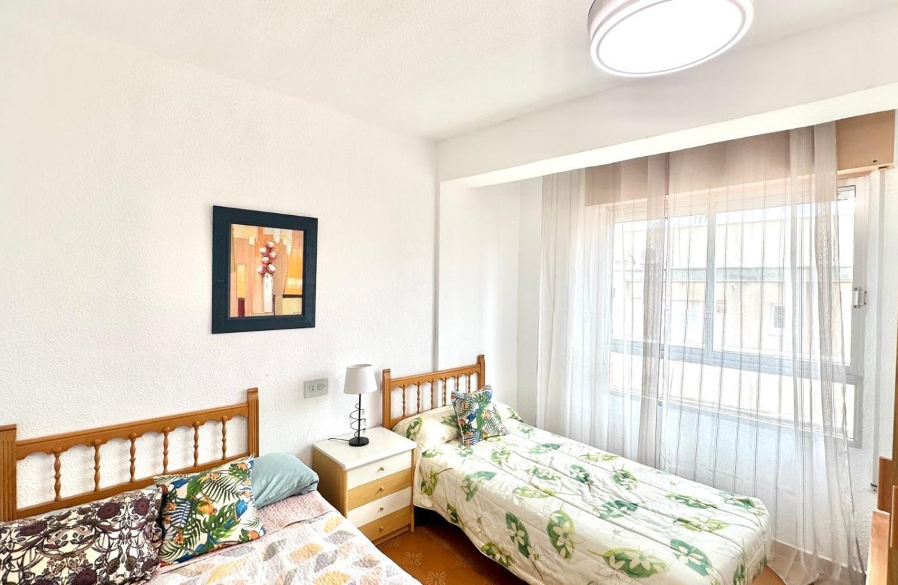 Resale - Penthouse -
Torrevieja - Centro