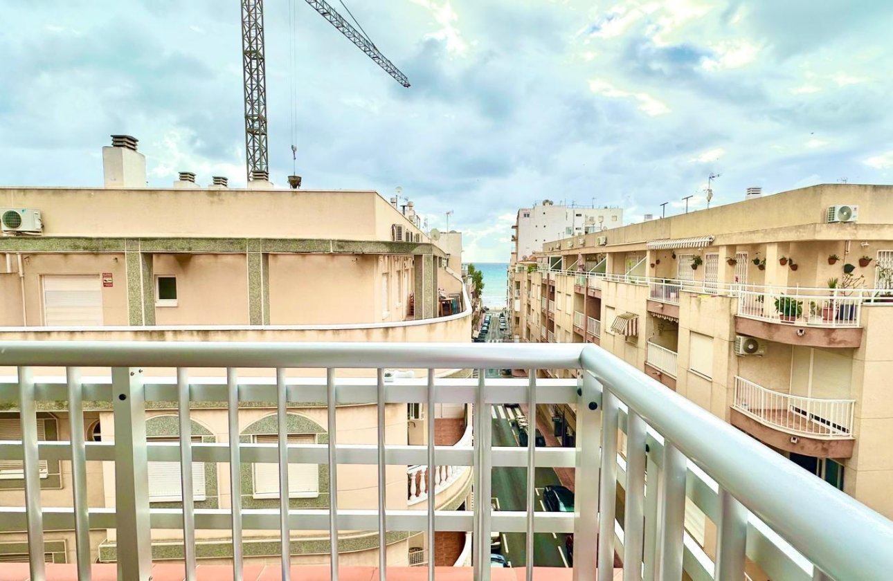 Resale - Penthouse -
Torrevieja - Centro