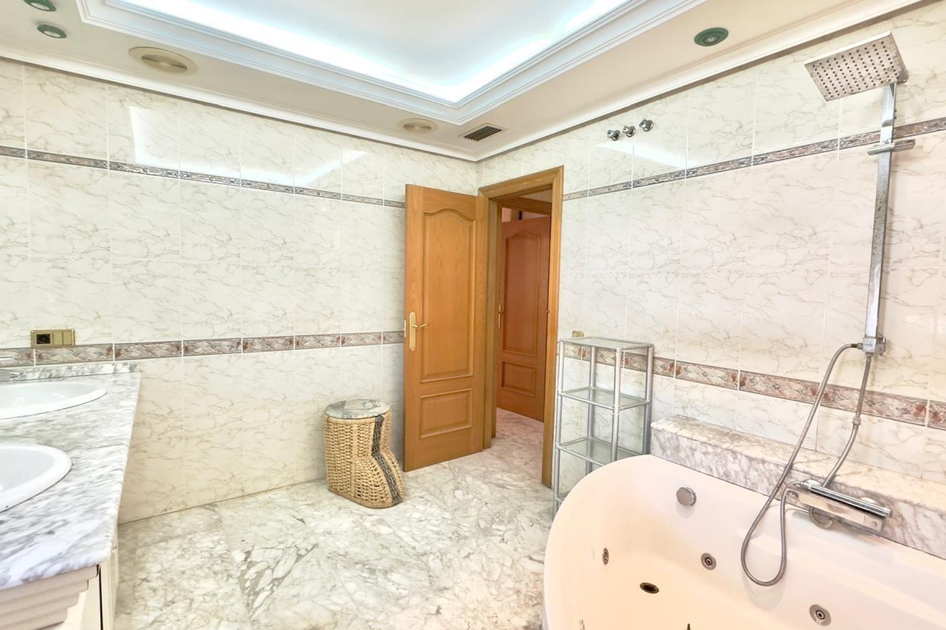 Resale - Penthouse -
Torrevieja - Centro