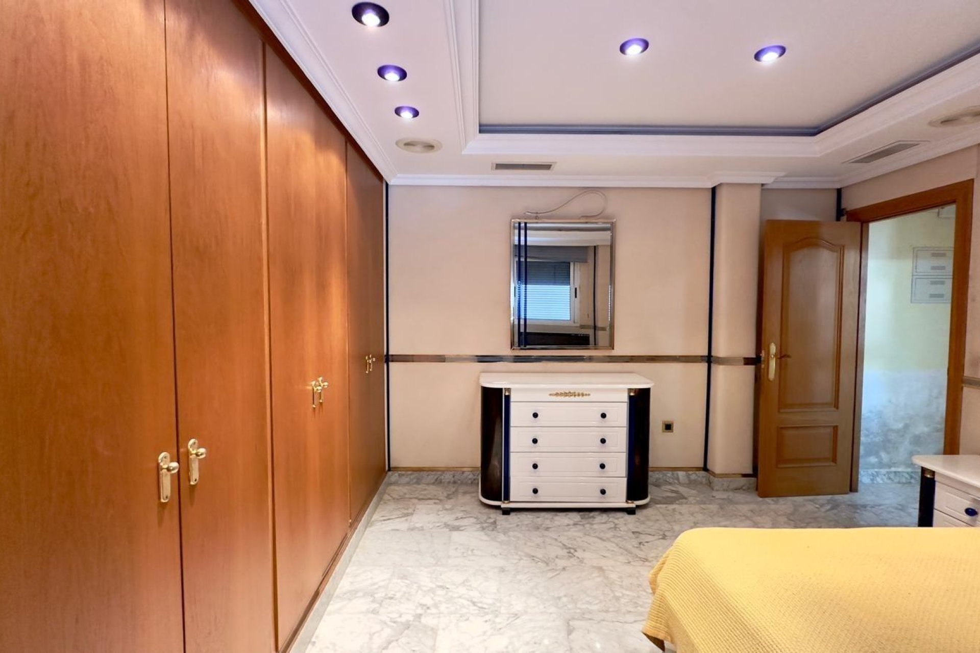 Resale - Penthouse -
Torrevieja - Centro