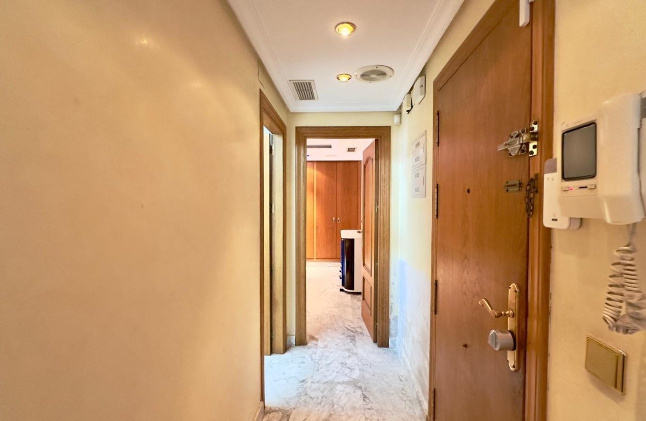 Resale - Penthouse -
Torrevieja - Centro