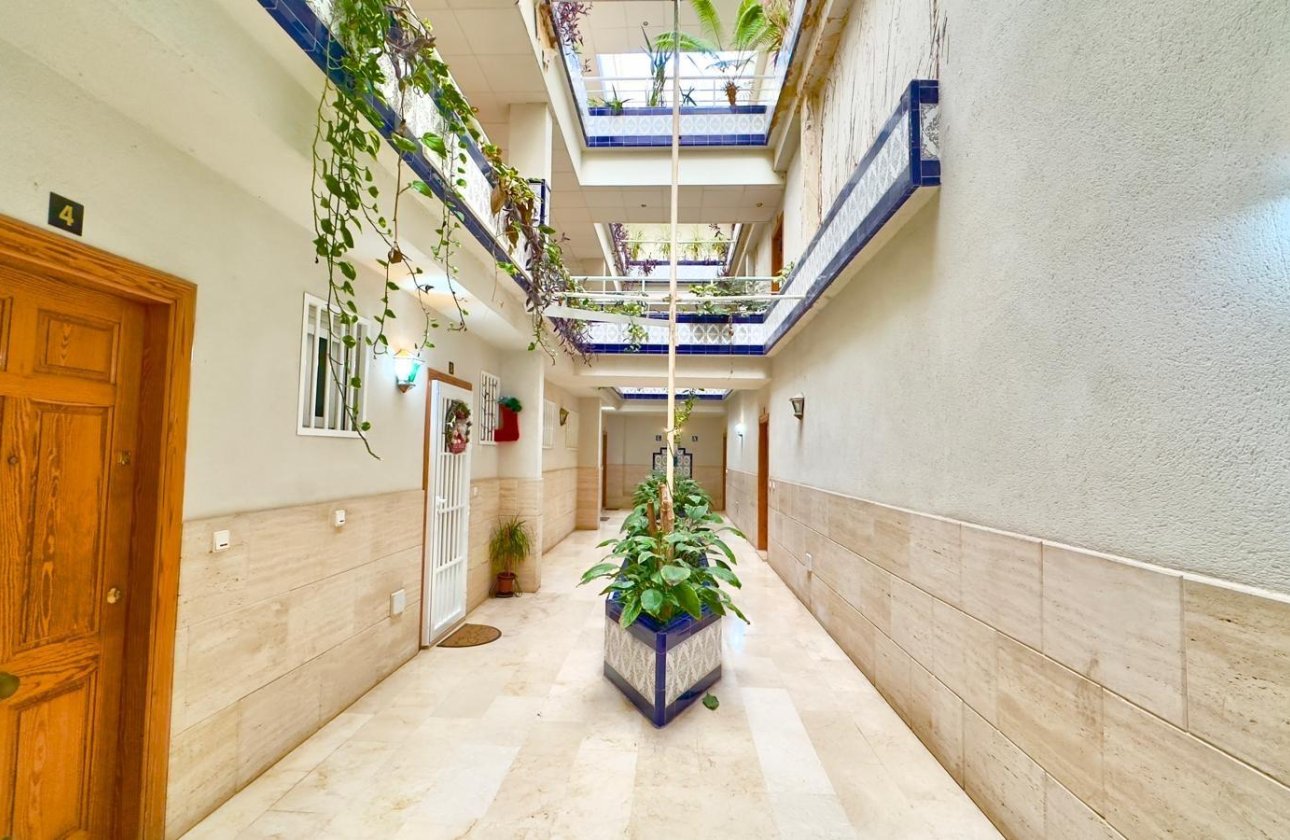 Resale - Penthouse -
Torrevieja - Centro