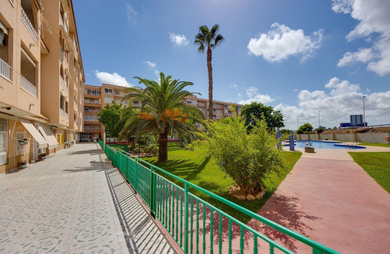 Resale - Penthouse -
Torrevieja - Centro