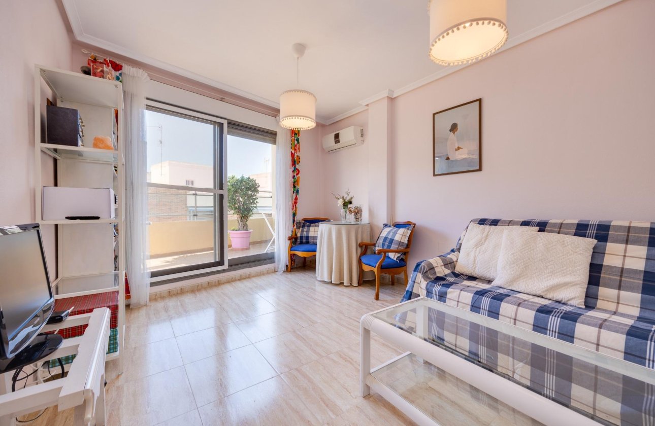 Resale - Penthouse -
Torrevieja - Centro