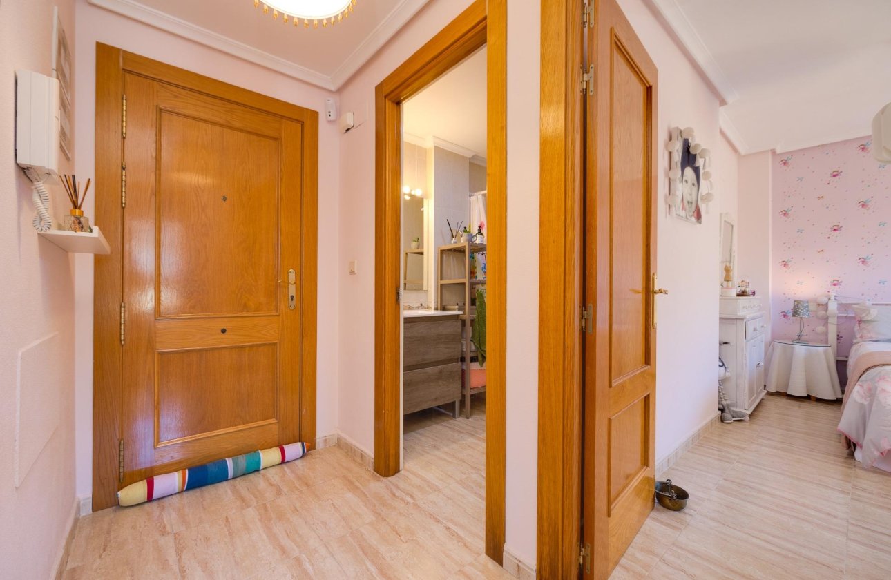 Resale - Penthouse -
Torrevieja - Centro