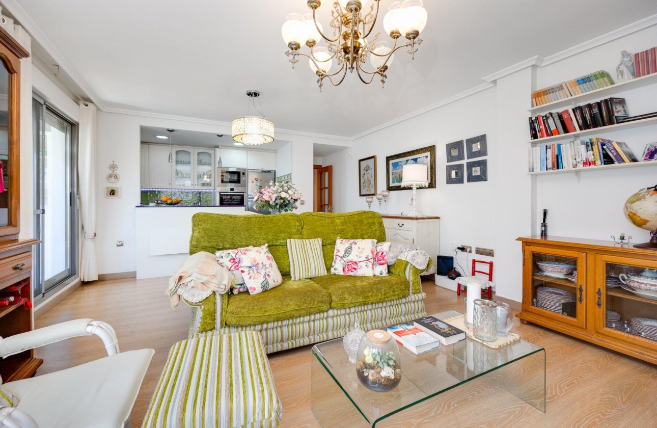 Resale - Penthouse -
Torrevieja - Centro