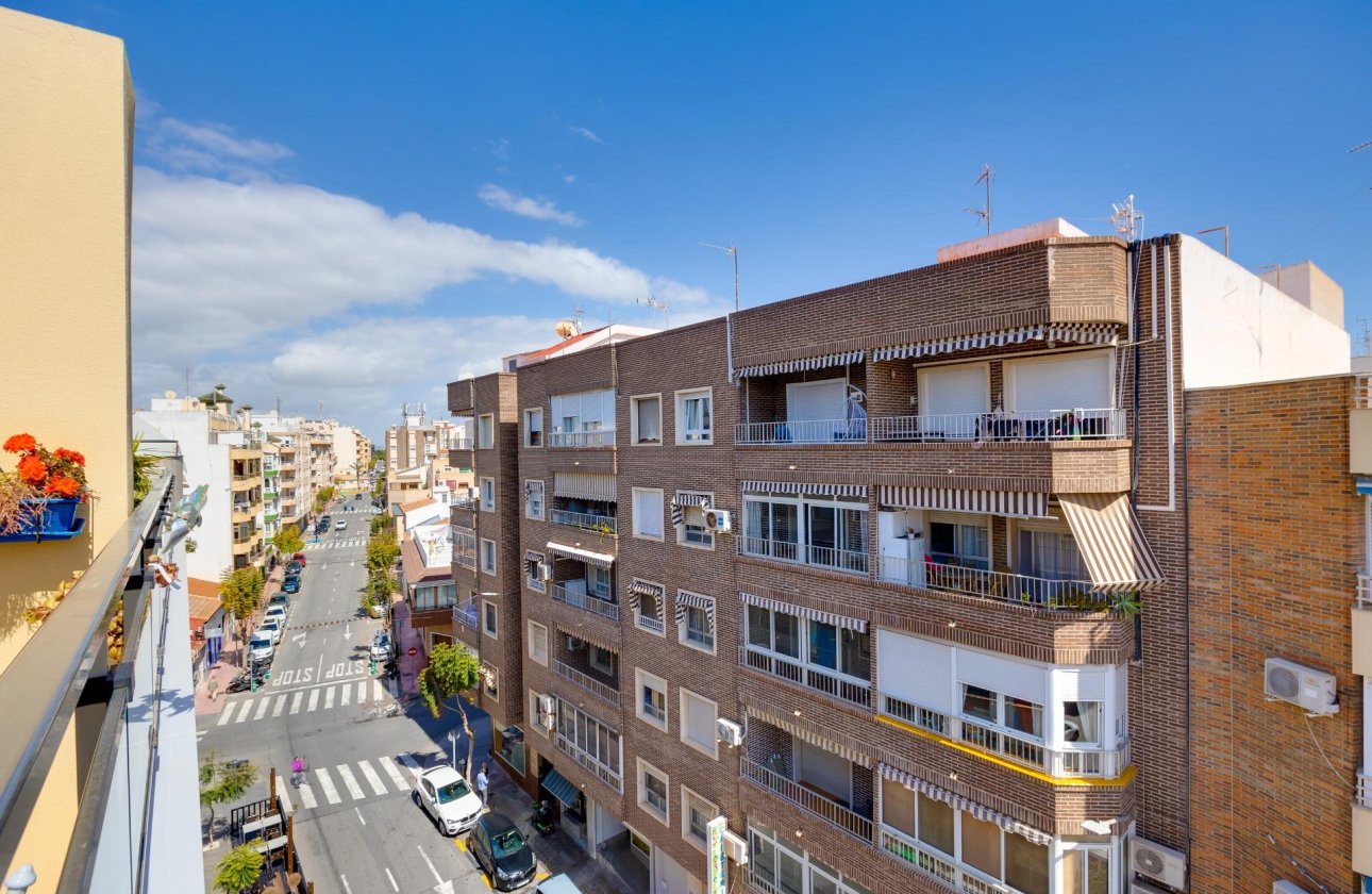 Resale - Penthouse -
Torrevieja - Centro
