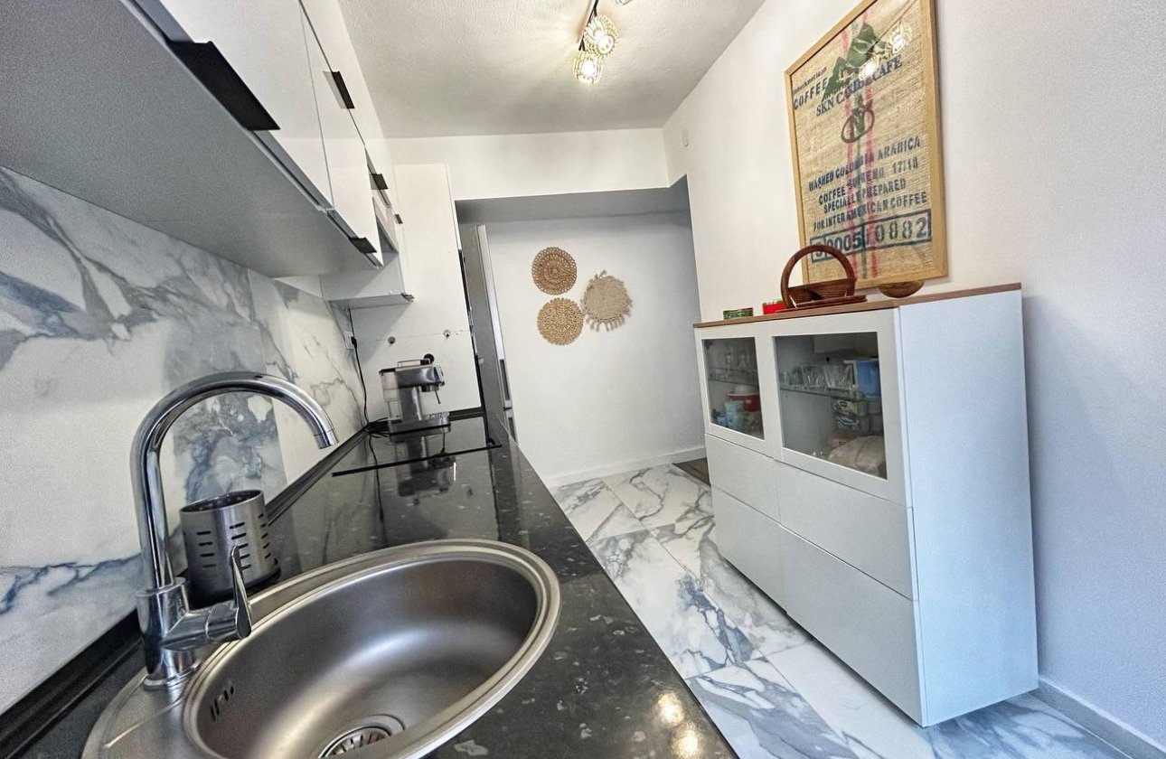 Resale - Penthouse -
Torrevieja - Centro