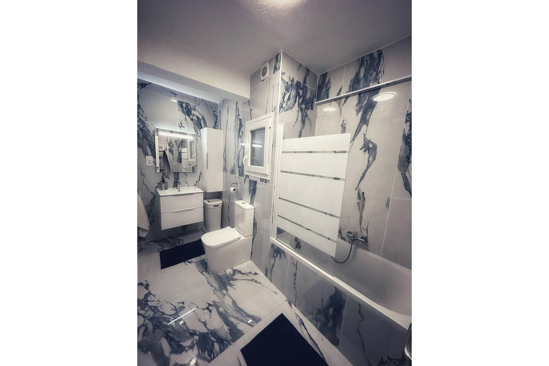 Resale - Penthouse -
Torrevieja - Centro