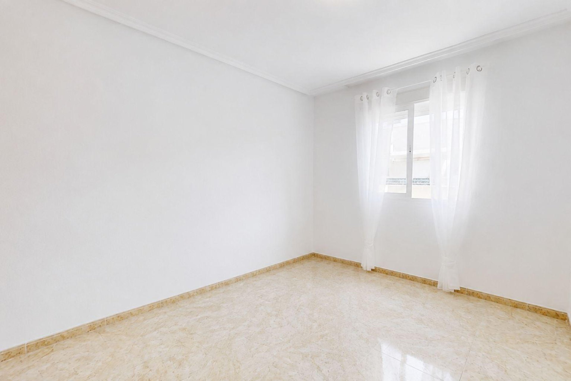 Resale - Penthouse -
Torrevieja - Centro