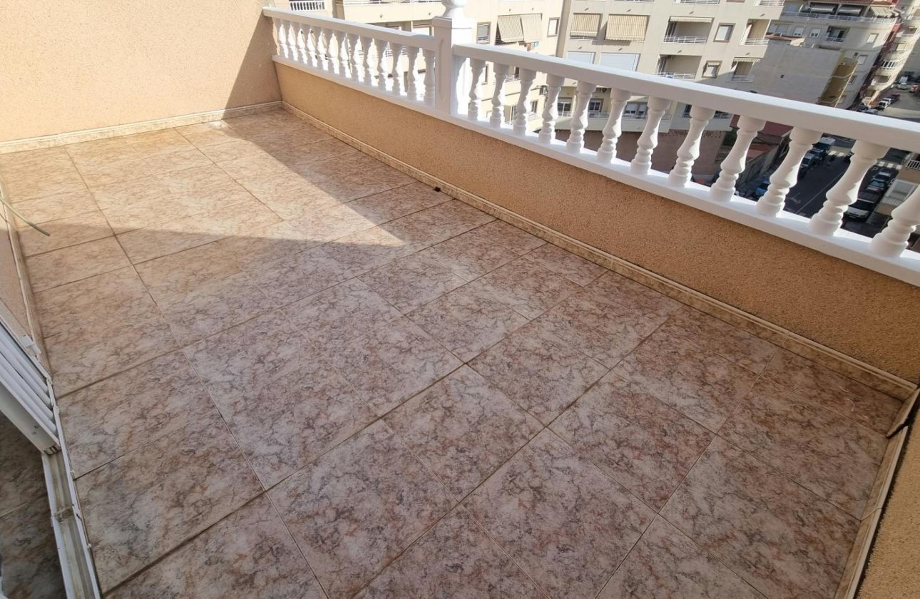 Resale - Penthouse -
Torrevieja - Centro