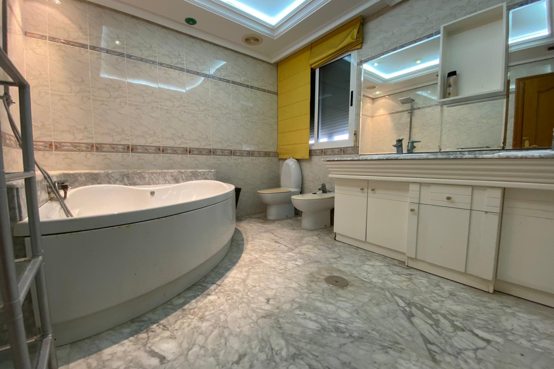 Resale - Penthouse -
Torrevieja - Costa Blanca