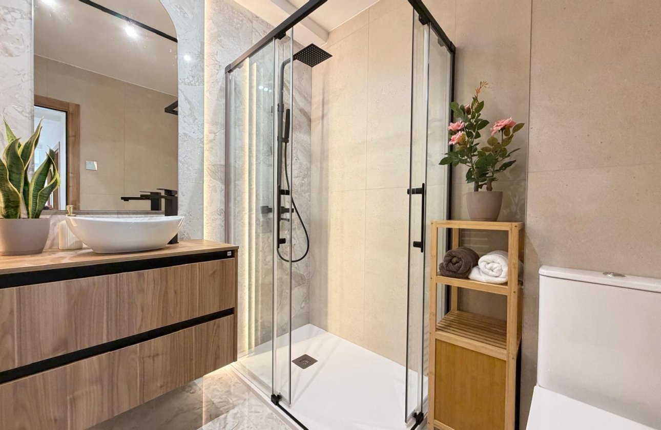 Resale - Penthouse -
Torrevieja - Estacion De Autobuses