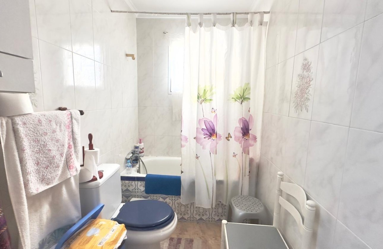 Resale - Penthouse -
Torrevieja - Estacion De Autobuses