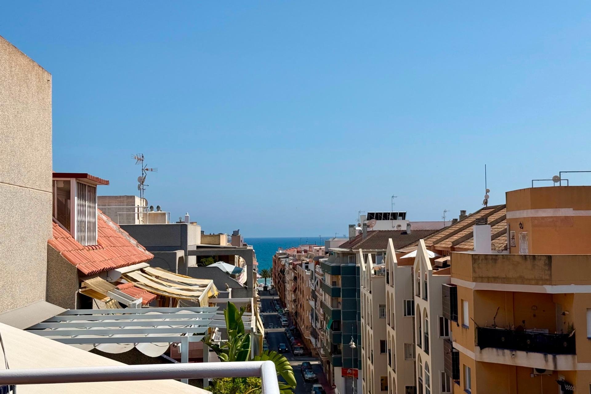Resale - Penthouse -
Torrevieja - Habaneras