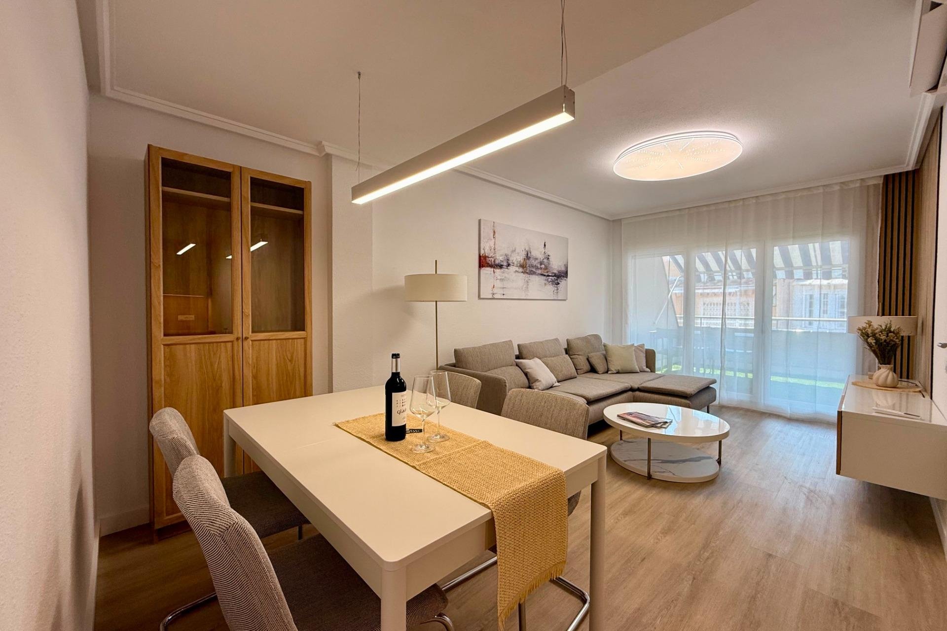 Resale - Penthouse -
Torrevieja - Habaneras