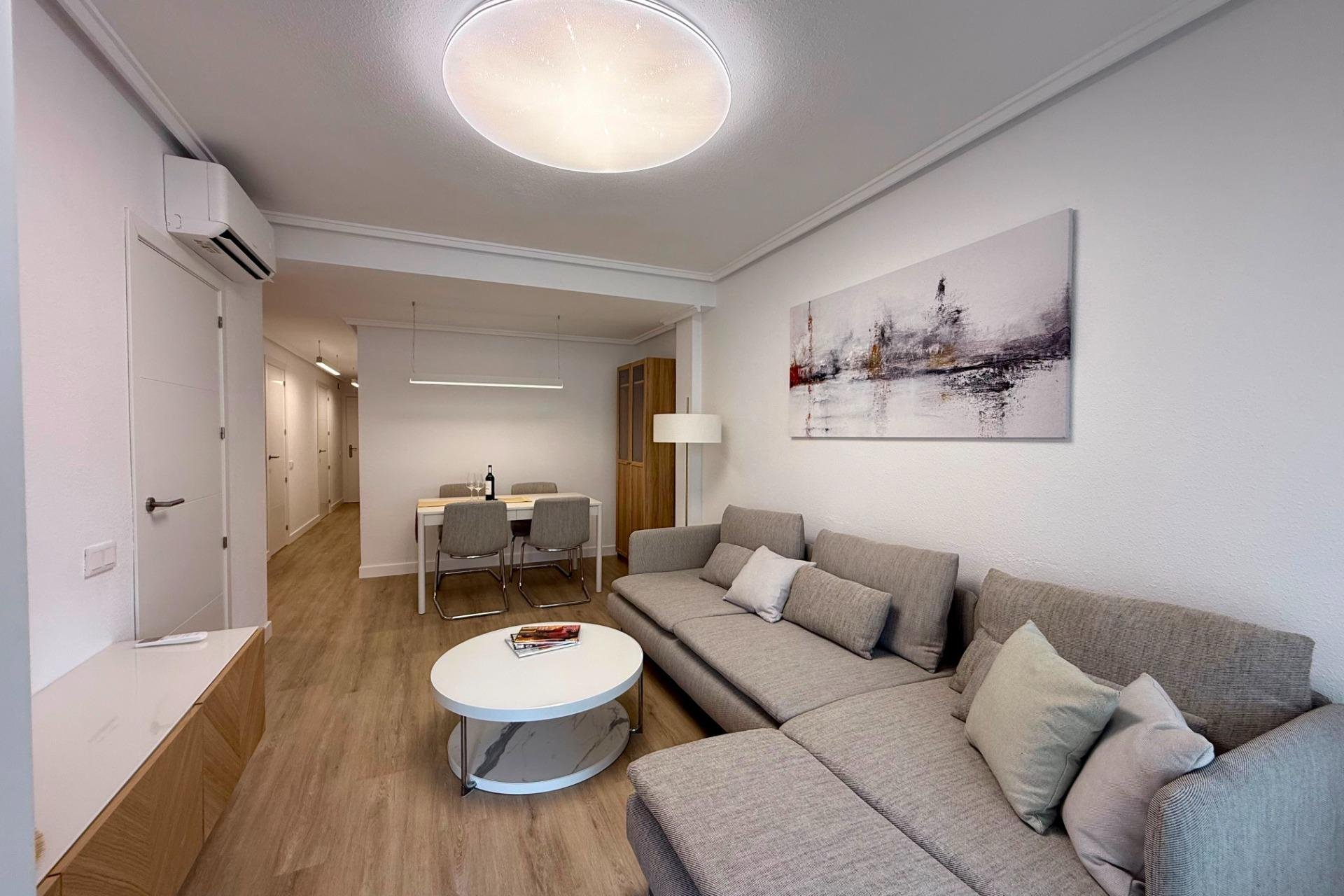 Resale - Penthouse -
Torrevieja - Habaneras
