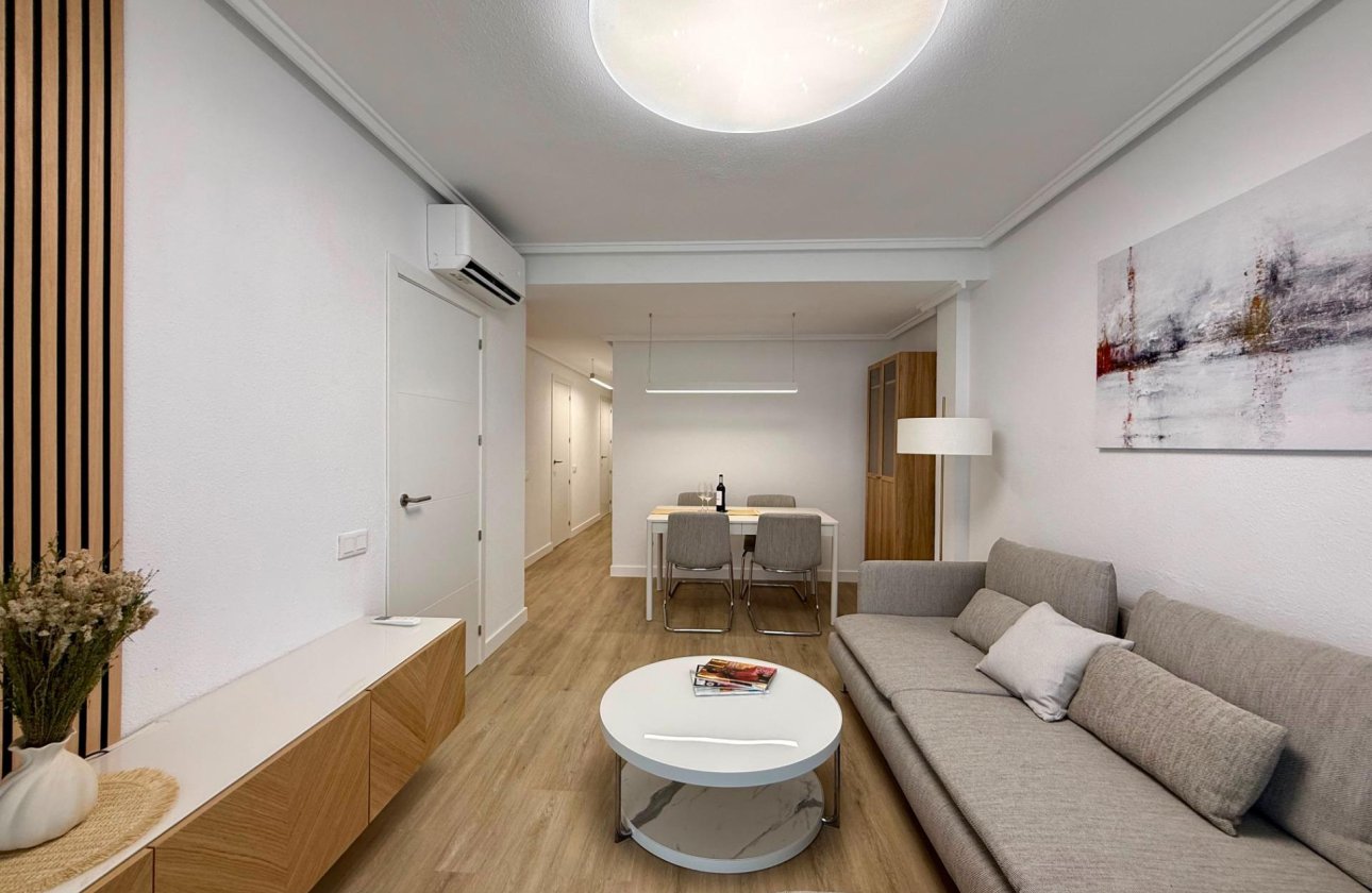 Resale - Penthouse -
Torrevieja - Habaneras