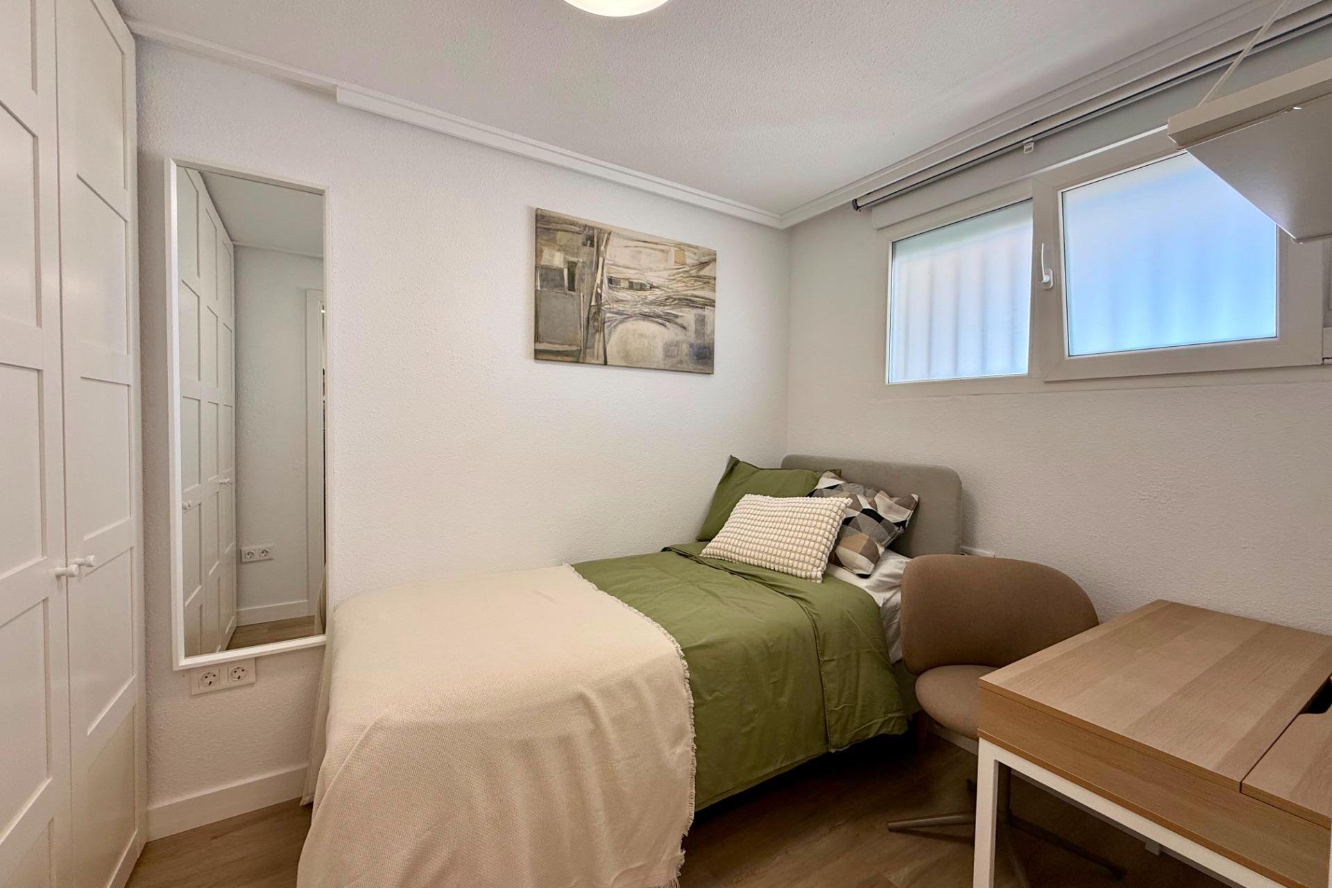 Resale - Penthouse -
Torrevieja - Habaneras