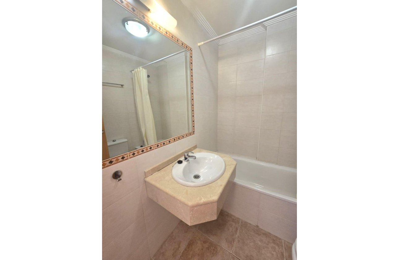 Resale - Penthouse -
Torrevieja - La Veleta