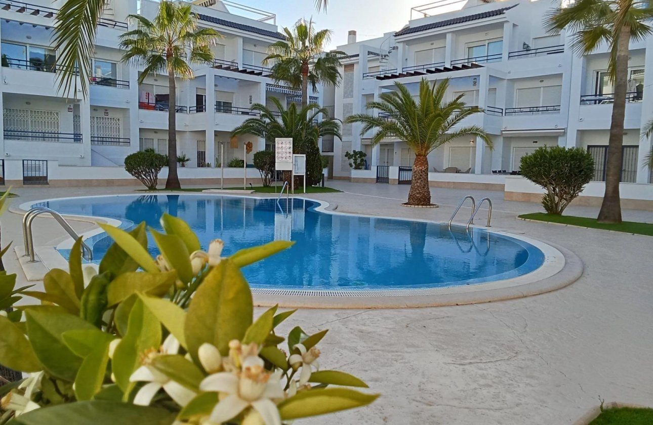 Resale - Penthouse -
Torrevieja - La Veleta