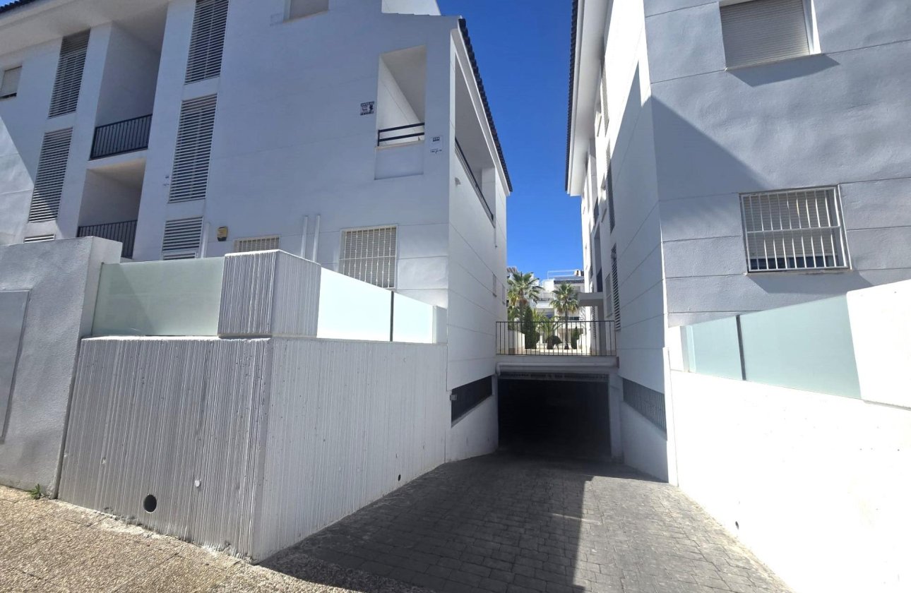 Resale - Penthouse -
Torrevieja - La Veleta