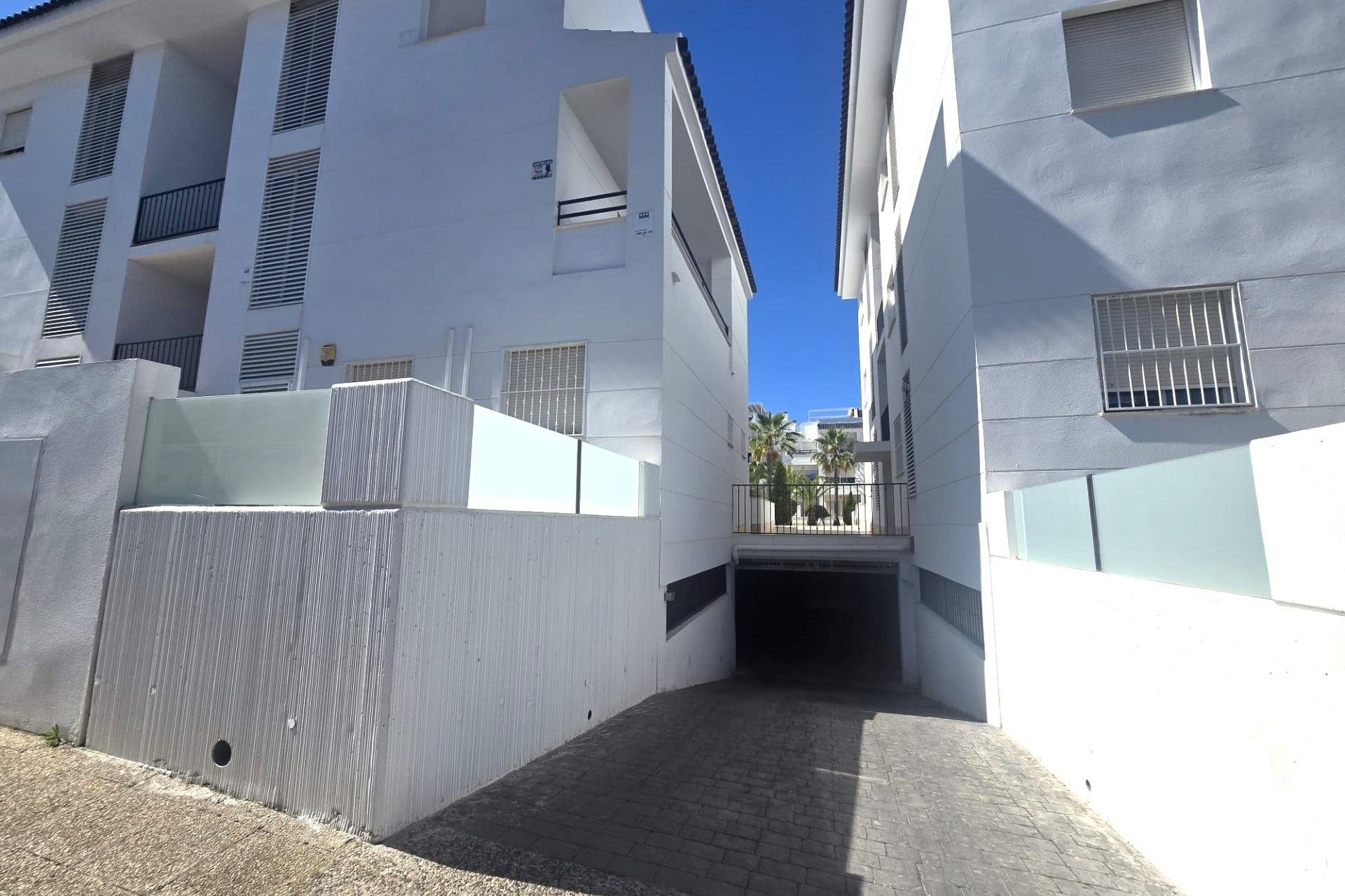 Resale - Penthouse -
Torrevieja - La Veleta