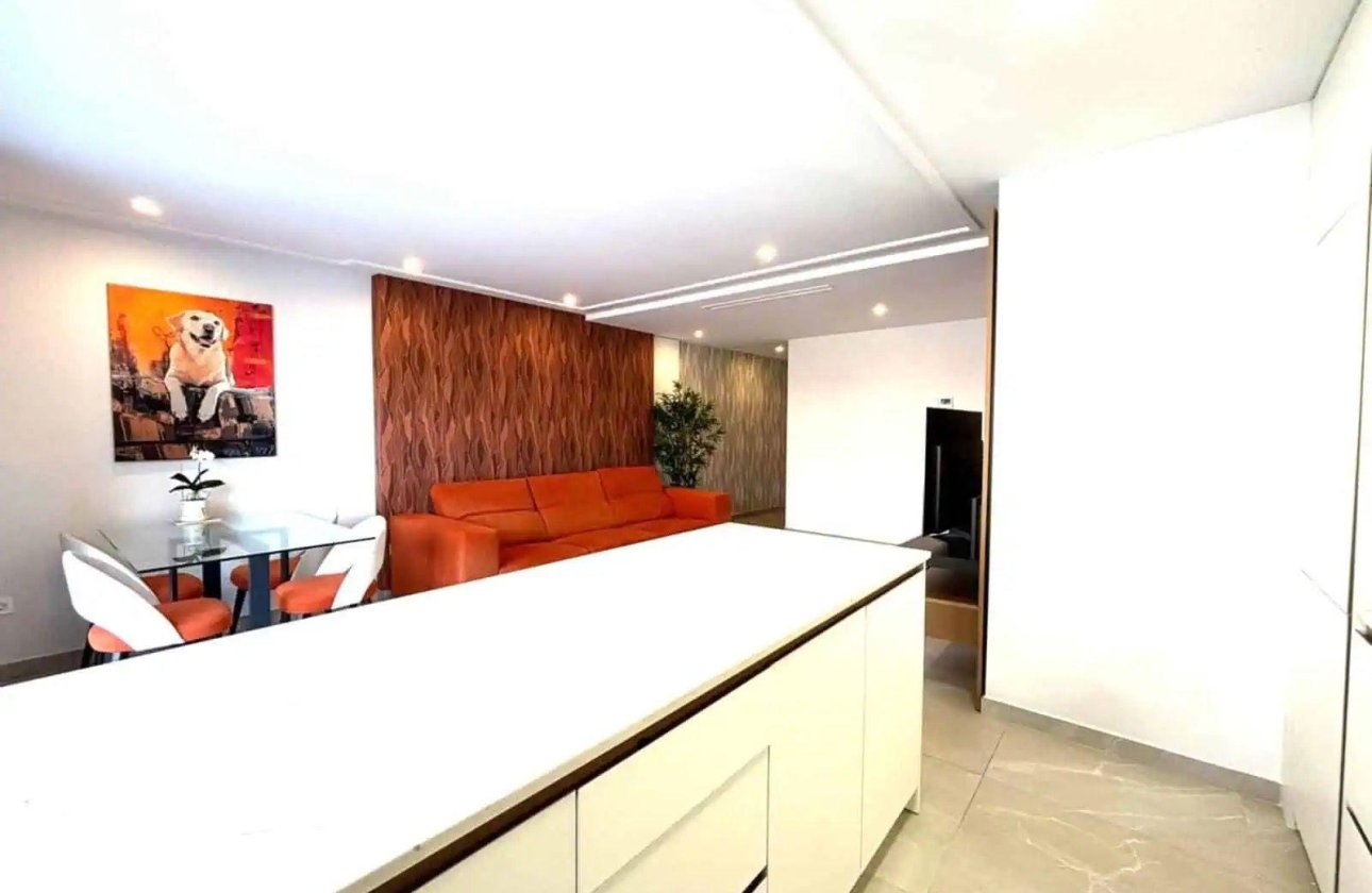 Resale - Penthouse -
Torrevieja - Las Piscinas Naturales