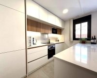 Resale - Penthouse -
Torrevieja - Las Piscinas Naturales