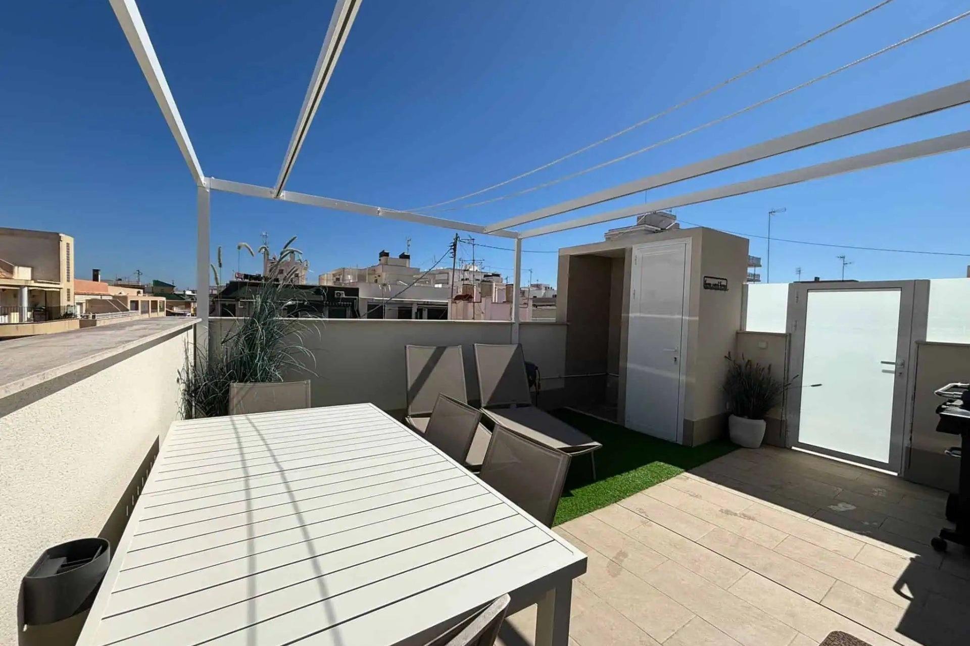 Resale - Penthouse -
Torrevieja - Las Piscinas Naturales