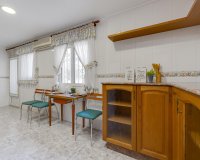 Resale - Penthouse -
Torrevieja - Paseo Maritimo