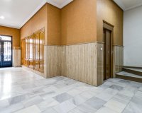 Resale - Penthouse -
Torrevieja - Paseo Maritimo