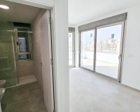 Resale - Penthouse -
Torrevieja - Paseo Maritimo