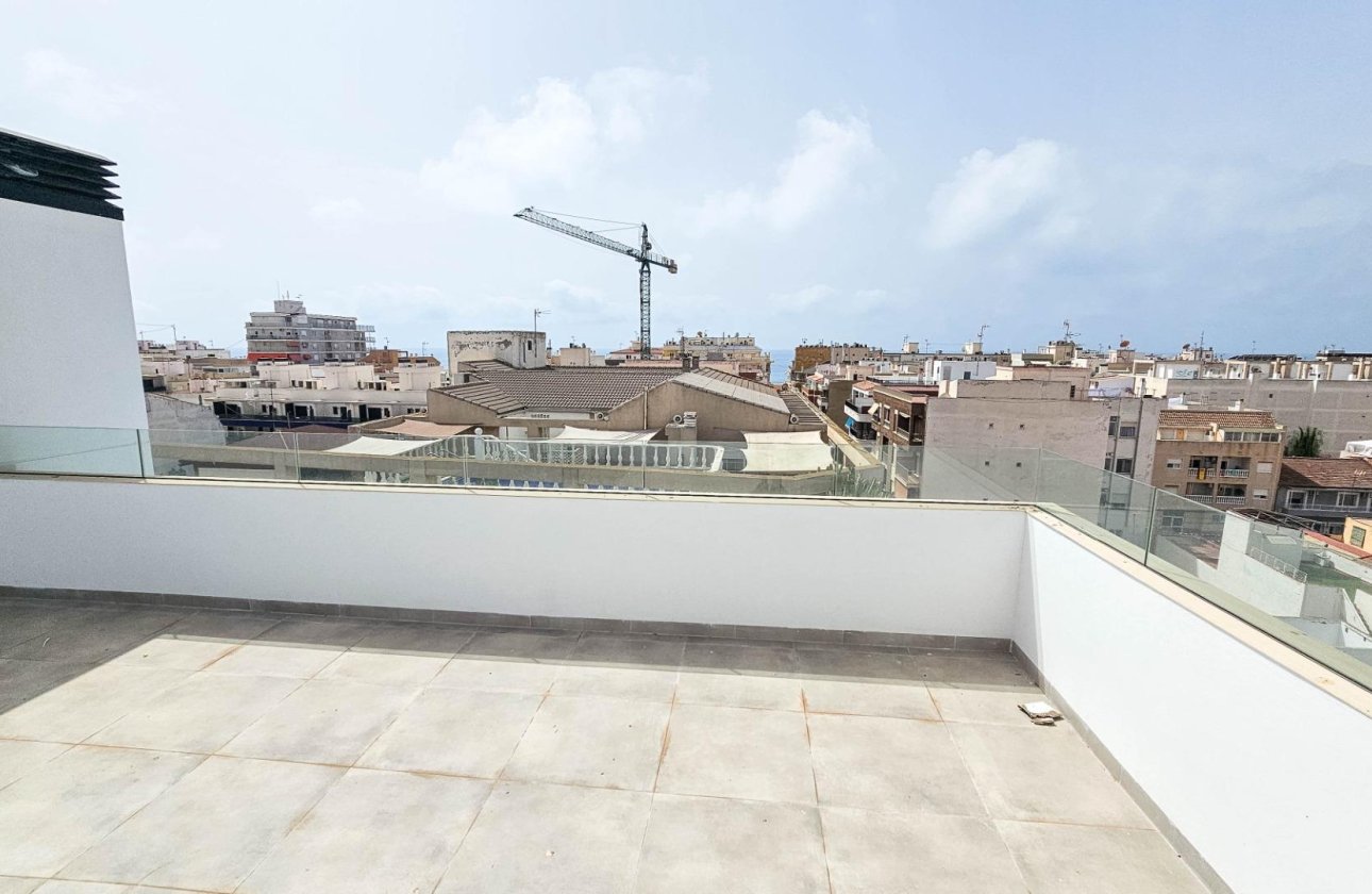 Resale - Penthouse -
Torrevieja - Paseo Maritimo