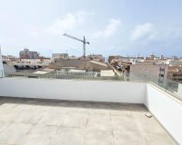 Resale - Penthouse -
Torrevieja - Paseo Maritimo