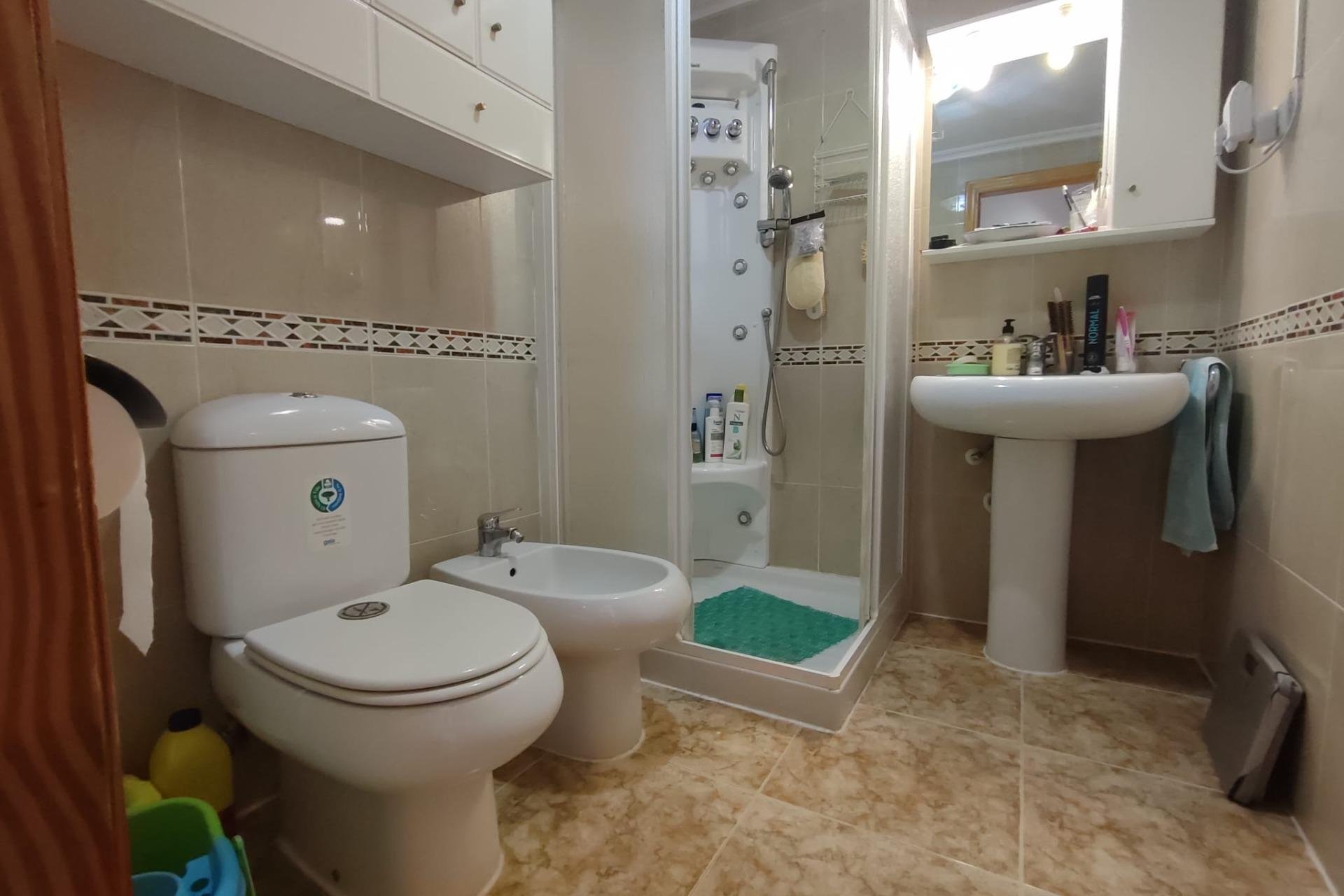 Resale - Penthouse -
Torrevieja - Paseo Maritimo