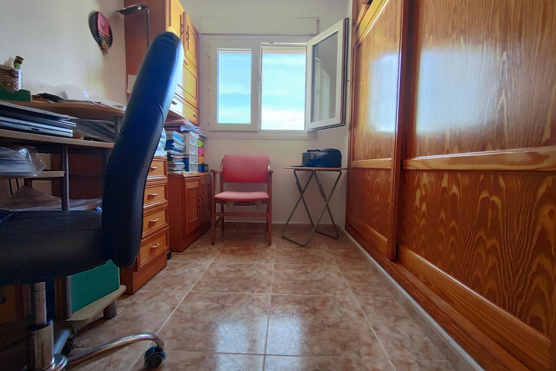 Resale - Penthouse -
Torrevieja - Paseo Maritimo