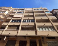 Resale - Penthouse -
Torrevieja - Paseo Maritimo