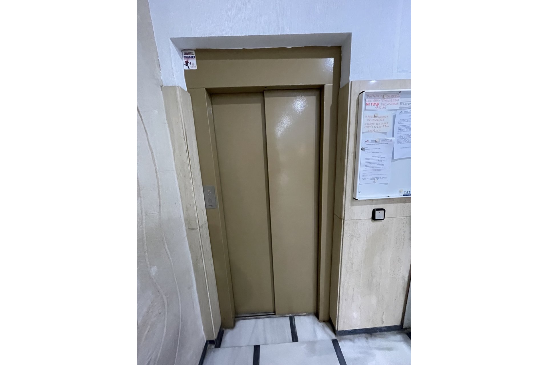 Resale - Penthouse -
Torrevieja - Playa de cura