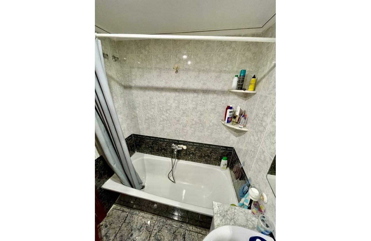 Resale - Penthouse -
Torrevieja - Playa de cura