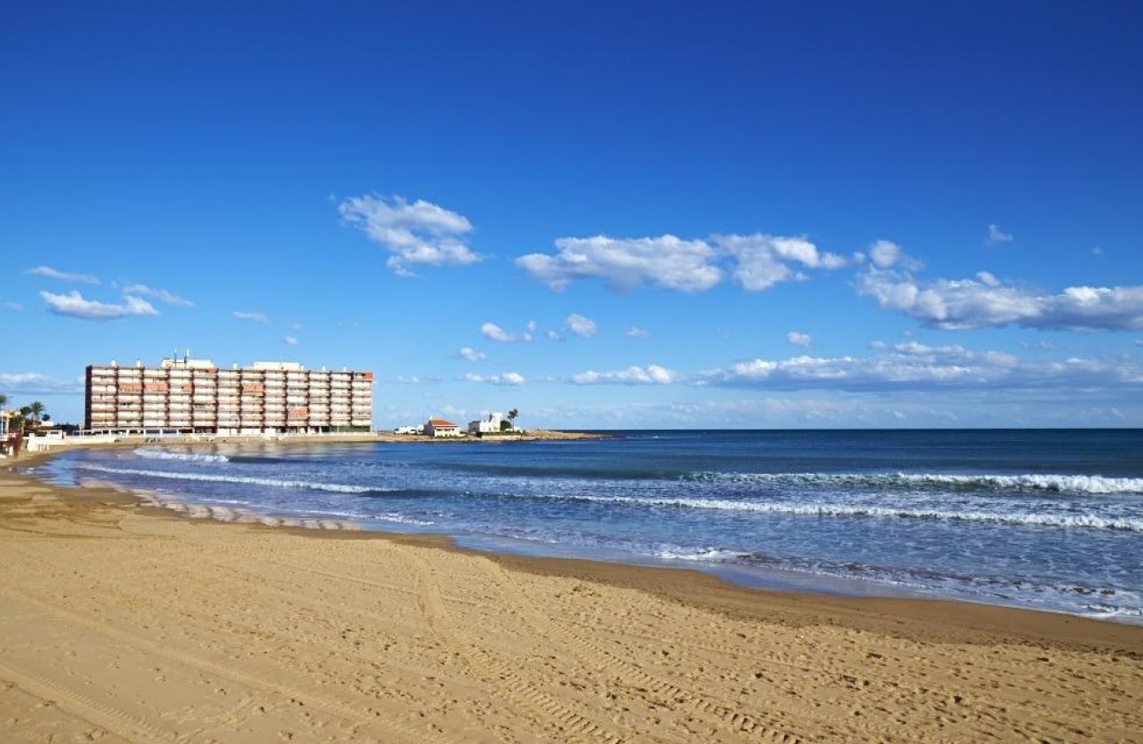 Resale - Penthouse -
Torrevieja - Playa de los Locos