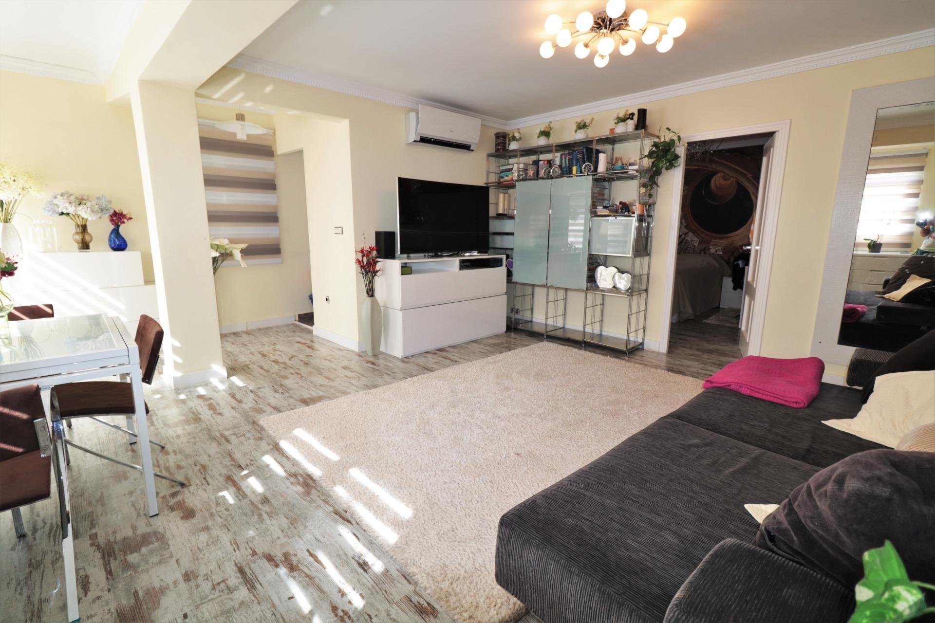 Resale - Penthouse -
Torrevieja - Playa De Los Naufragos