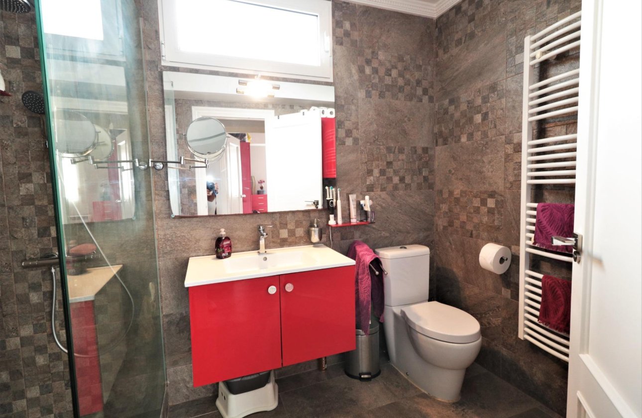 Resale - Penthouse -
Torrevieja - Playa De Los Naufragos