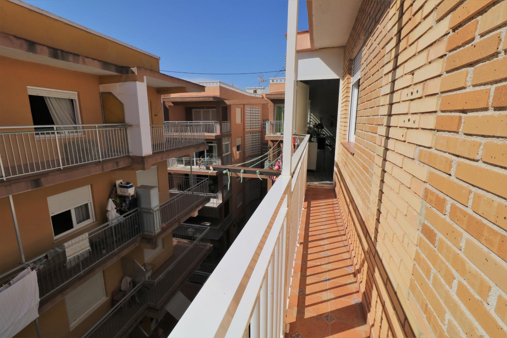 Resale - Penthouse -
Torrevieja - Playa De Los Naufragos