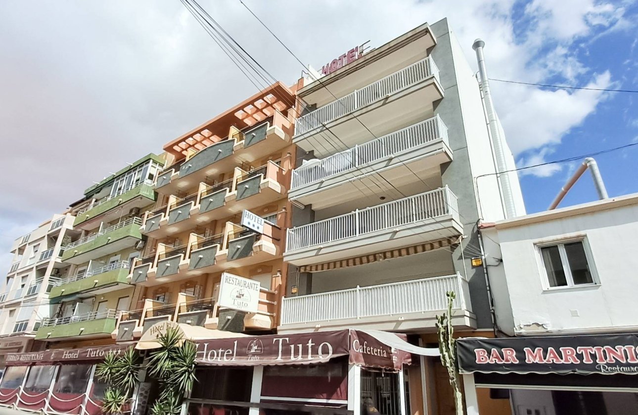 Resale - Penthouse -
Torrevieja - Playa De Los Naufragos
