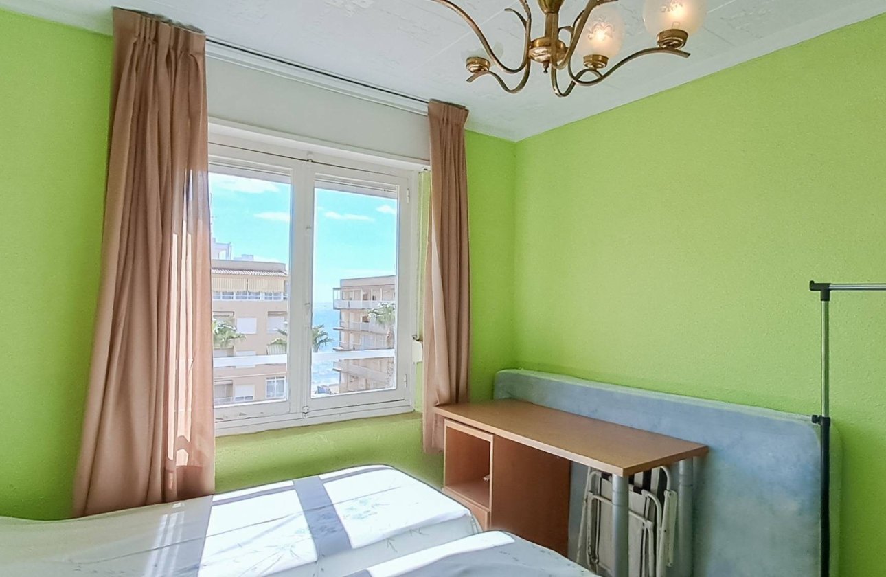 Resale - Penthouse -
Torrevieja - Playa De Los Naufragos