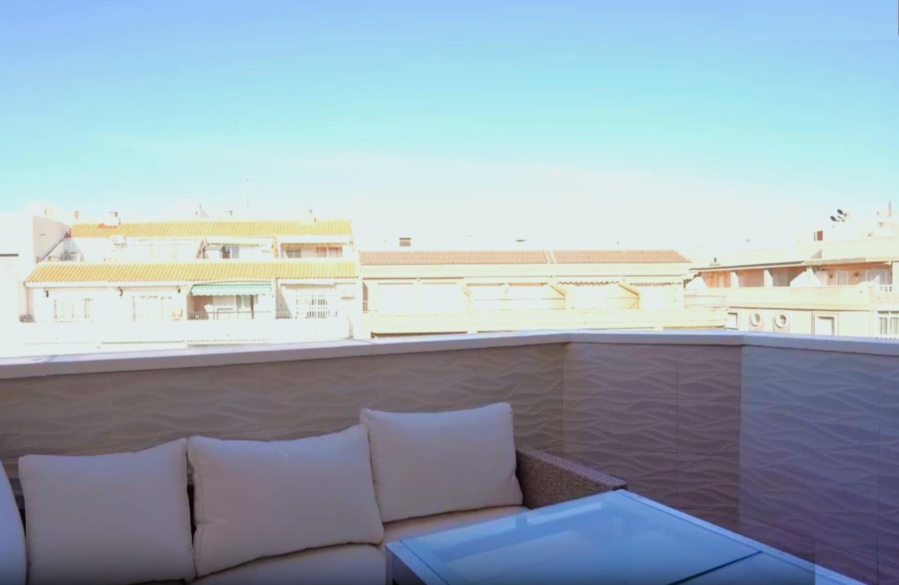 Resale - Penthouse -
Torrevieja - Playa del Cura