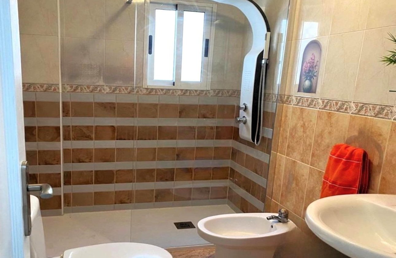 Resale - Penthouse -
Torrevieja - Playa del Cura