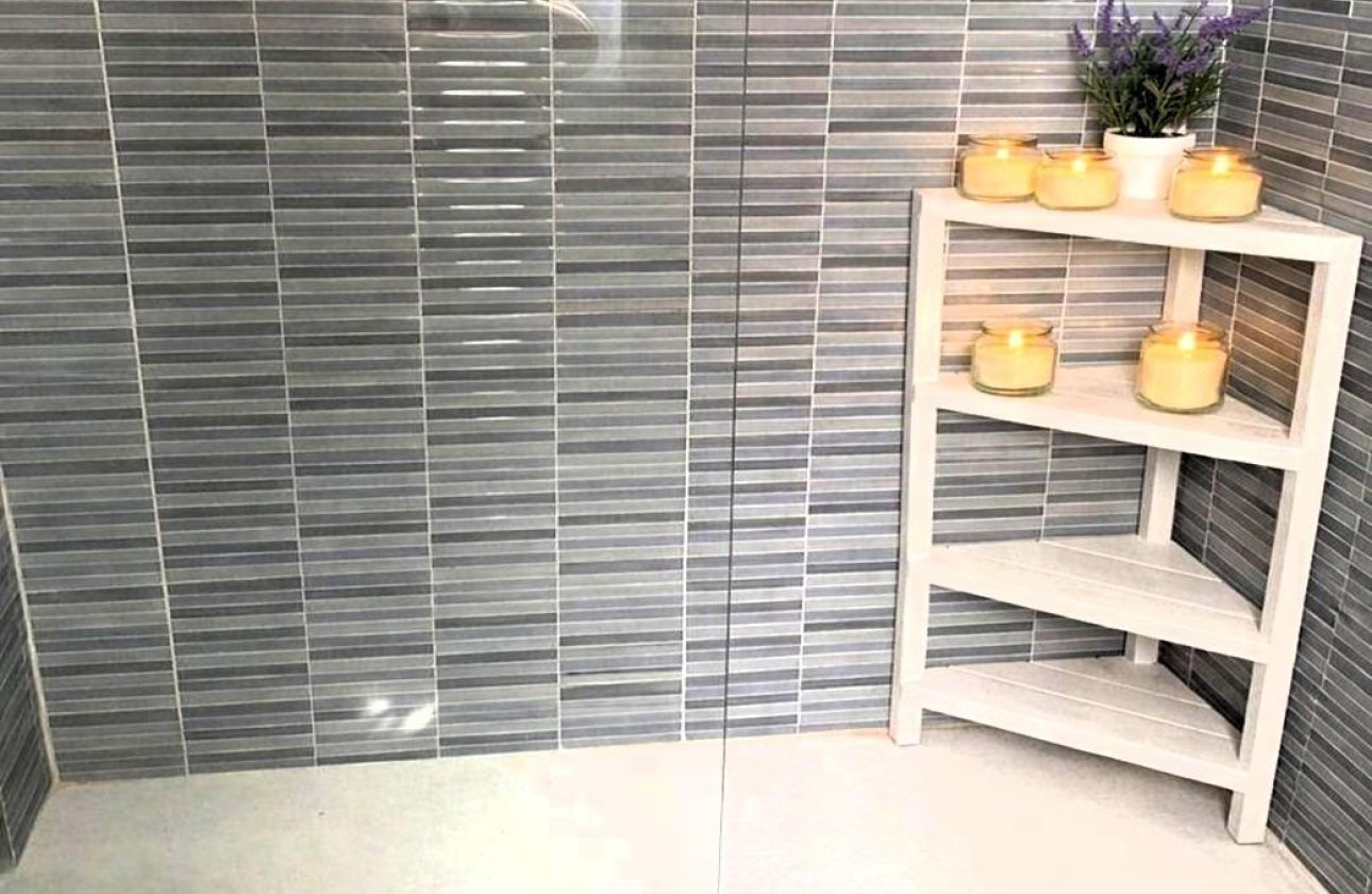 Resale - Penthouse -
Torrevieja - Playa del Cura