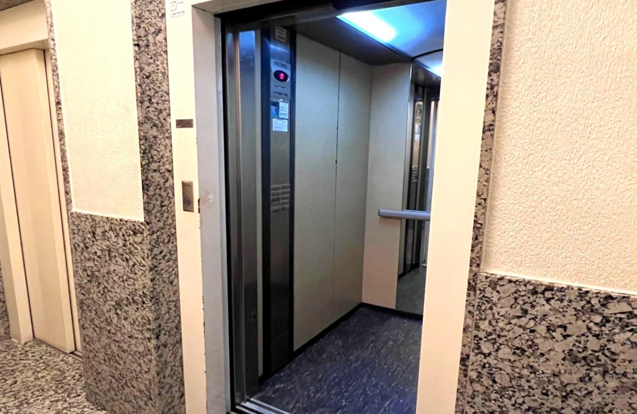 Resale - Penthouse -
Torrevieja - Playa del Cura